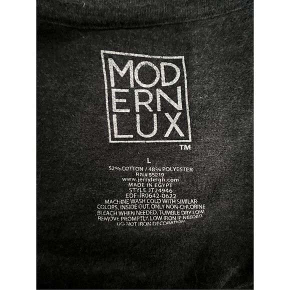 Modern Lux Short Sleeve Graphic T-Shirt - Picture 3 of 4